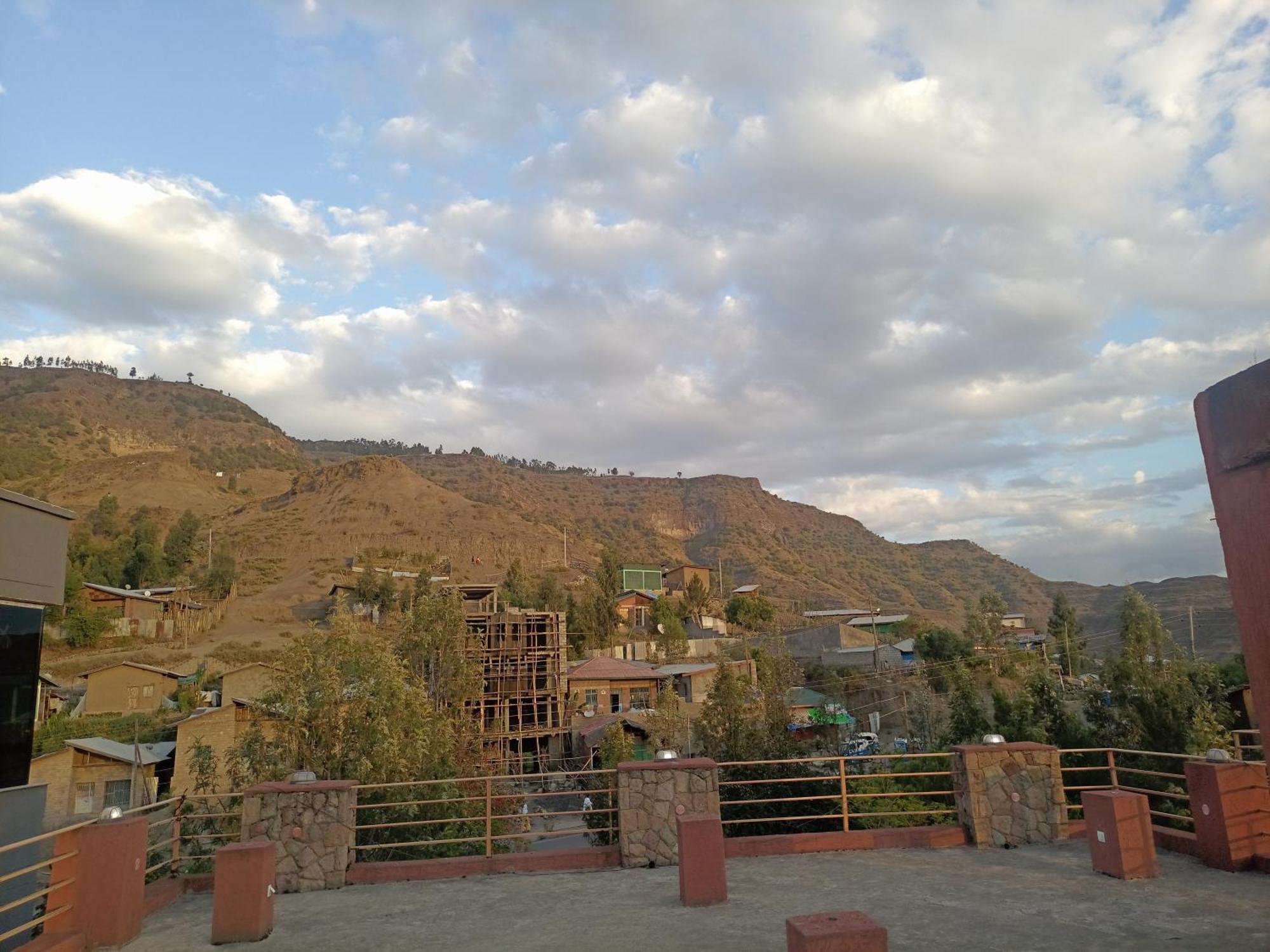 Zan-Seyoum Hotel - Lalībela Dış mekan fotoğraf